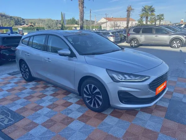 Ford FOCUS SW 1.0 ECOBOOST 125 BV6 TITANIUM - Photo 3