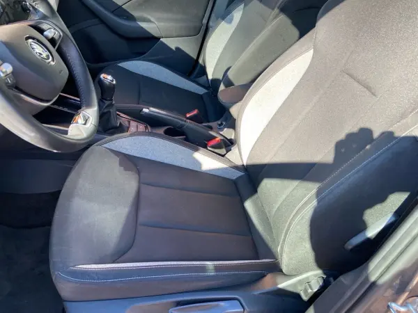 Skoda KAMIQ 1.0 TSI 116 BV6 SELECTION Caméra - Photo 3