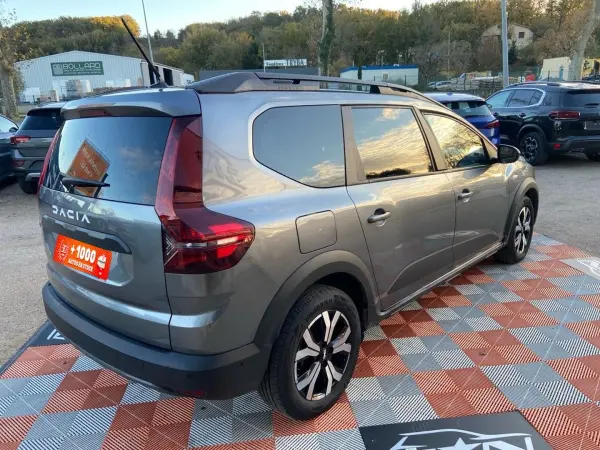Dacia JOGGER 1.0 TCe 110 BV6 EXPRESSION GPS Caméra JA 16" 7PL - Photo 2