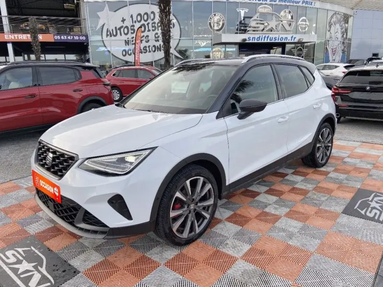 Seat ARONA TSI 115 BV6 FR GPS JA 18" Caméra Full LEDS Cokpit