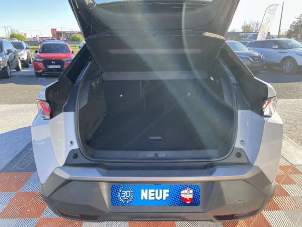 Peugeot 3008 Hybrid 145 e-DCS6 GT Toit Alcantara Executive Pack 360° Vision & Drive Assist Plus - Photo 5