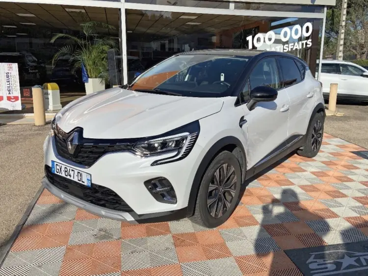 Renault CAPTUR TCe 90 BV6 TECHNO GPS 9.3" Caméra