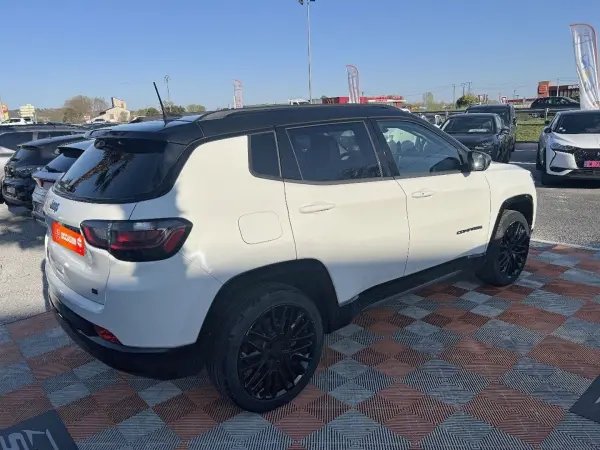 Jeep COMPASS 1.3 PHEV T4 240 4XE EAWD S CUIR GPS Caméra JA 19" Black - Photo 5