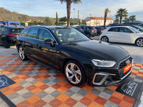 Audi A4 AVANT 2.0 TDI 204 S-TRONIC S LINE GPS Caméra 1°Main - Photo 3
