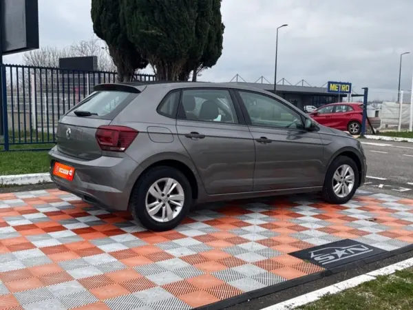 Volkswagen POLO 1.0 tsi 95 LOUNGE - Photo 5