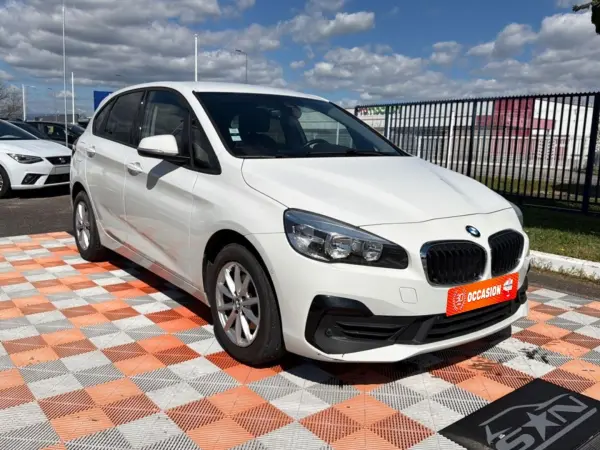 BMW SERIE 2 216D BVA LOUNGE BUSINESS GPS Caméra - Photo 3