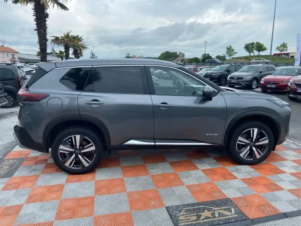 Nissan X-TRAIL e-POWER 204 TEKNA Export - Photo 4