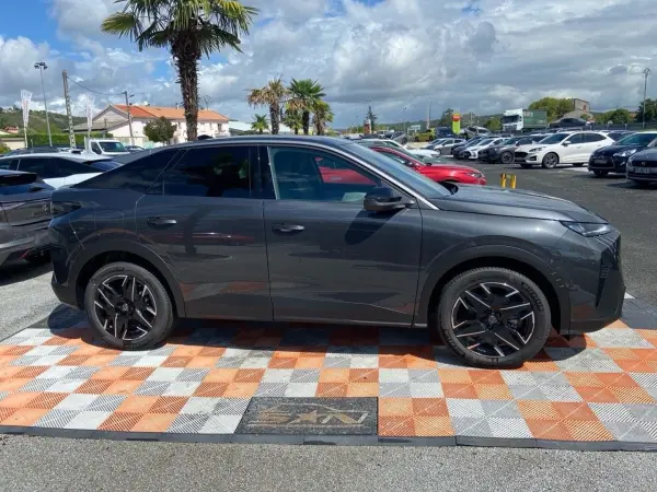 Peugeot 3008 Hybrid 145 e-DCS6 ALLURE - Photo 4