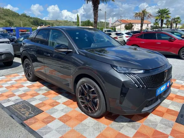 Peugeot 3008 Hybrid 145 e-DCS6 ALLURE - Photo 3